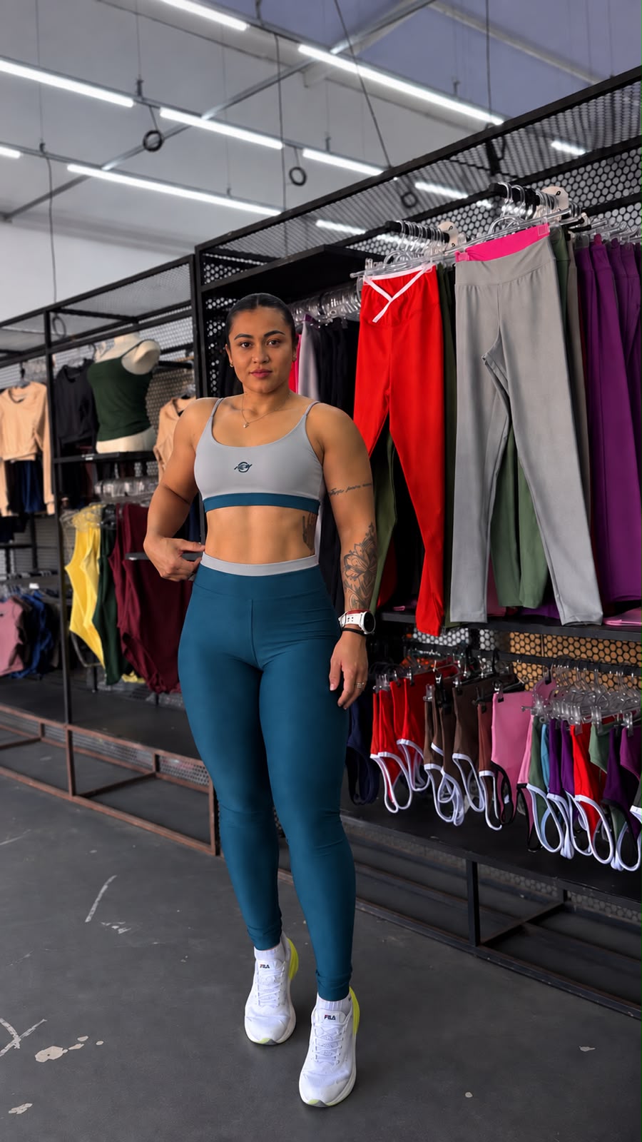 Conjunto Fitness Feminino Canelado Poliamida Sem Transparência Legging Cintura Alta