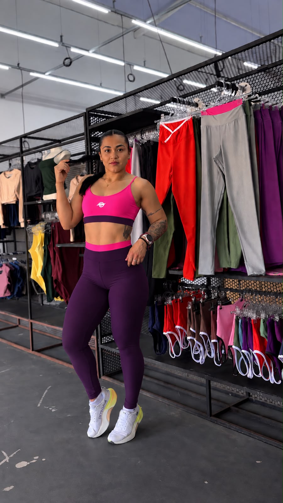 Conjunto Fitness Feminino Canelado Poliamida Sem Transparência Legging Cintura Alta