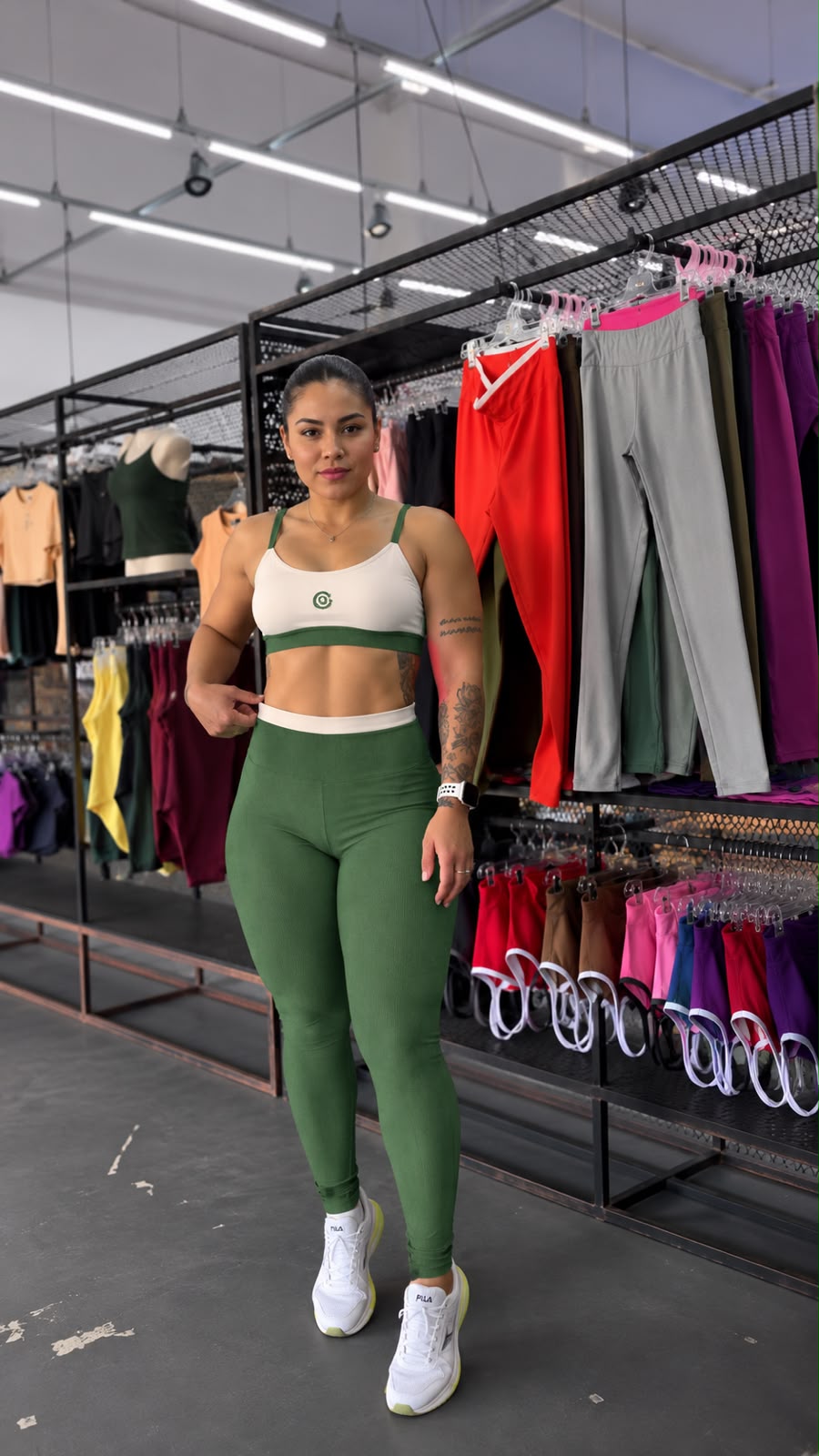 Conjunto Fitness Feminino Canelado Poliamida Sem Transparência Legging Cintura Alta